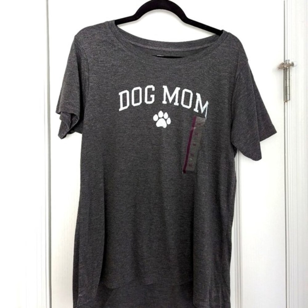 Dog Mom Women's Shortsleeve Tshirt